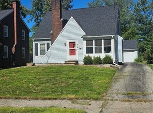 254 Wychwood Ln, Youngstown, OH