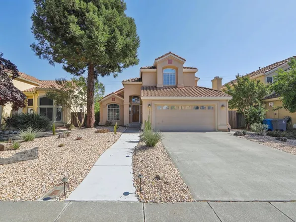 137 Sundance Drive, Vacaville, CA 95688