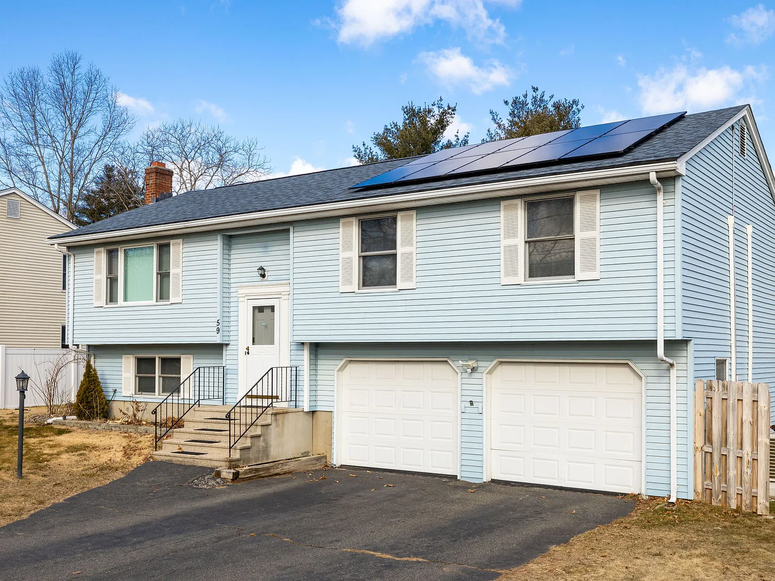3 bed, 1.5 bath, 1495 sqft, $2,735 — Photo 3