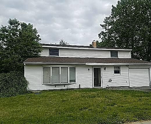 1st image of 78 Holiday Park Dr