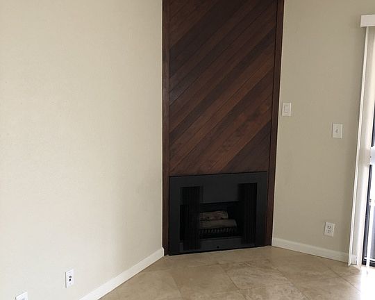 5th image of 415 N Broadway APT 3