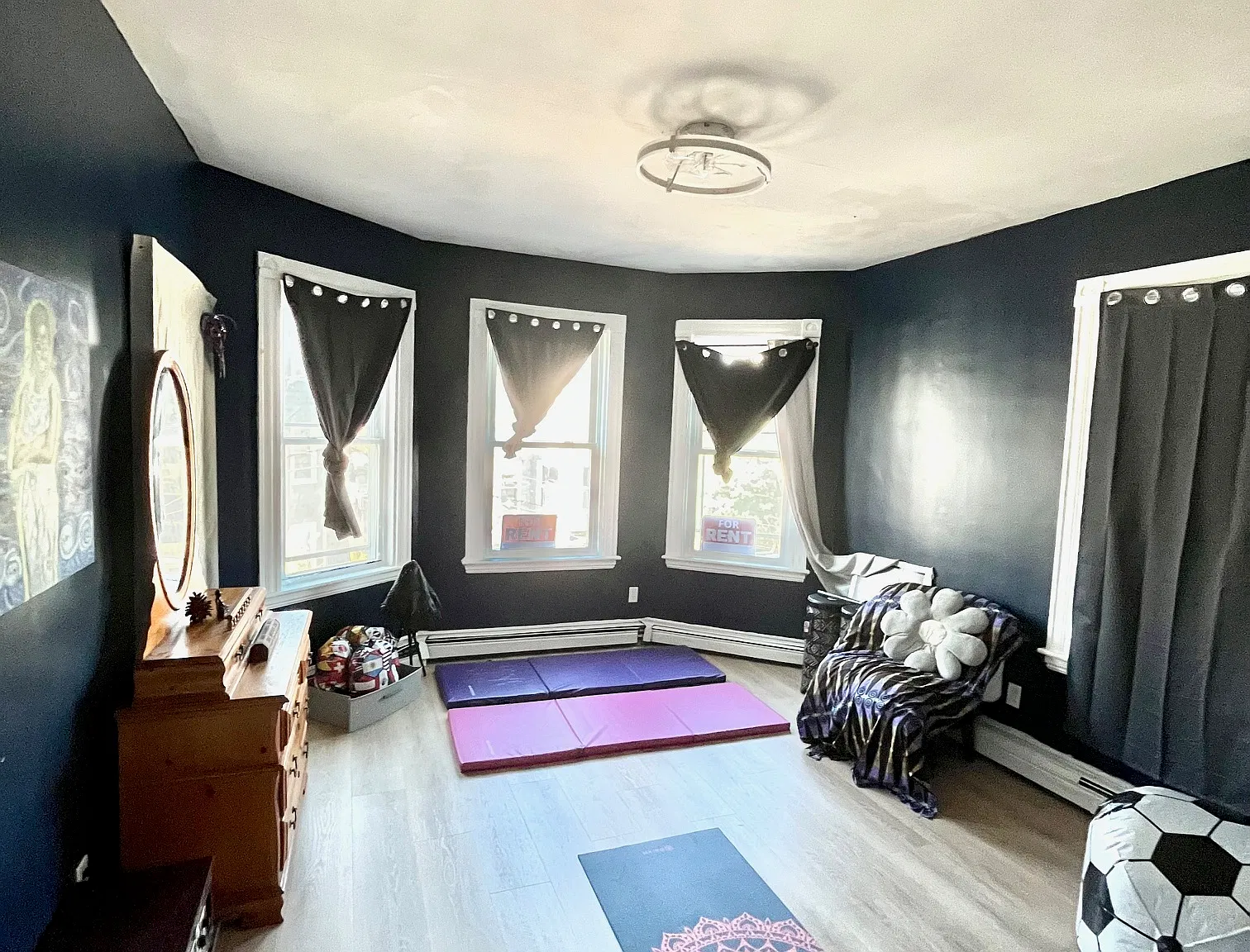 3 bed, 9999 sqft, $3,600 — Photo 3
