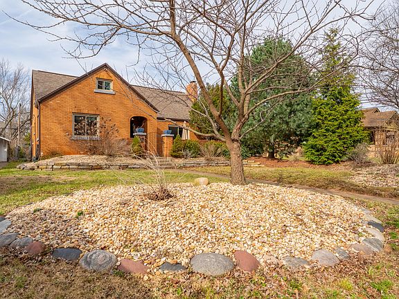 2nd image of 547 E Loren Street