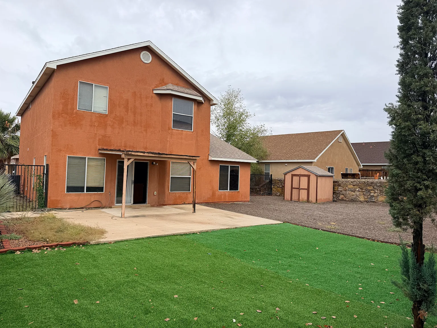 3 bed, 2053 sqft, $1,900 — Photo 3