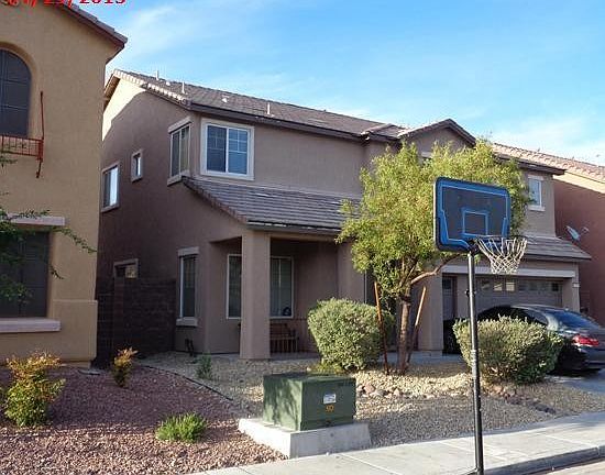 3rd image of 1108 E Hammer Ln