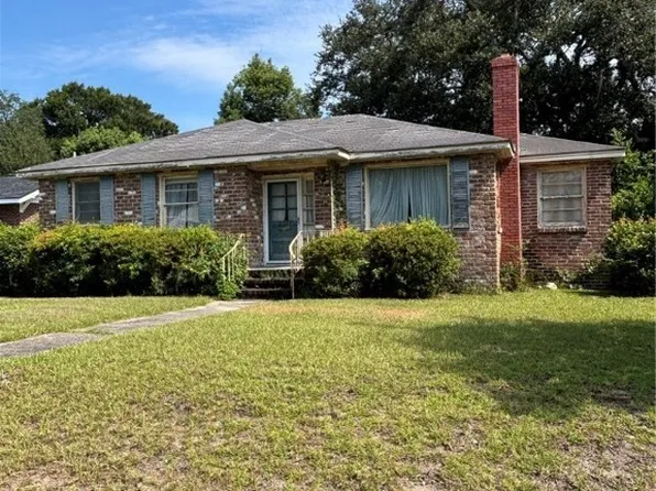 2322 E 39th Street, Savannah, GA 31404