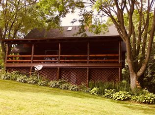 13766 Scenic Bluff Rd, Savanna, IL 61074