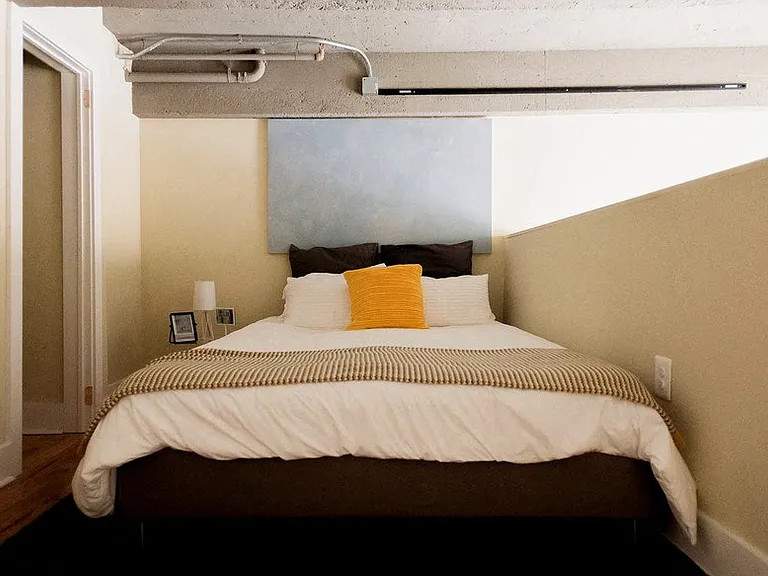 West Lofts Apartments — Photo 26