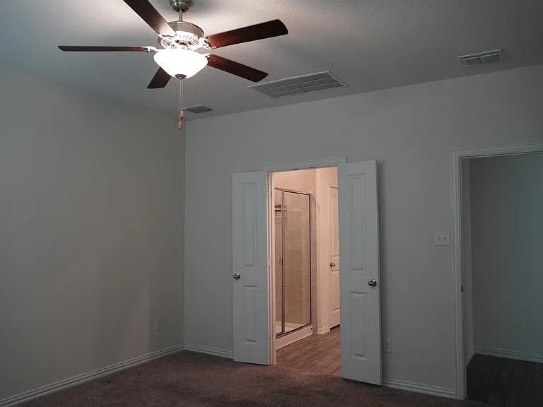 423 Pepperbark Ave — Photo 11