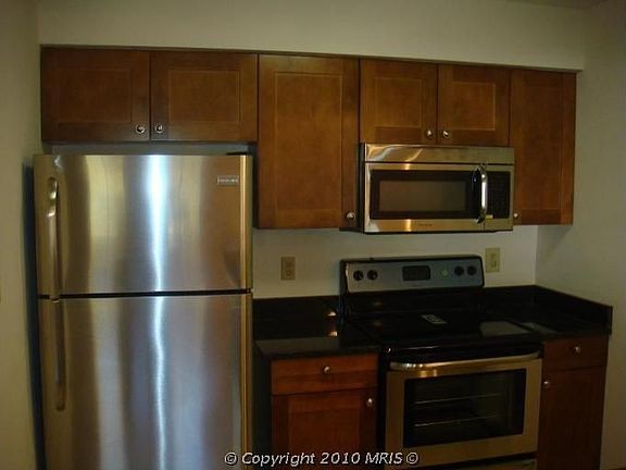 4th image of 12143 Salemtown Dr