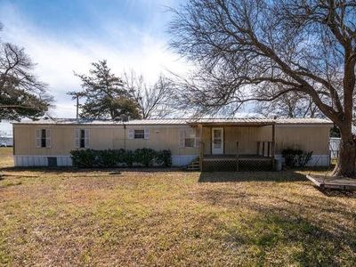 141 Meadowlawn, Elm Mott, TX, 76640