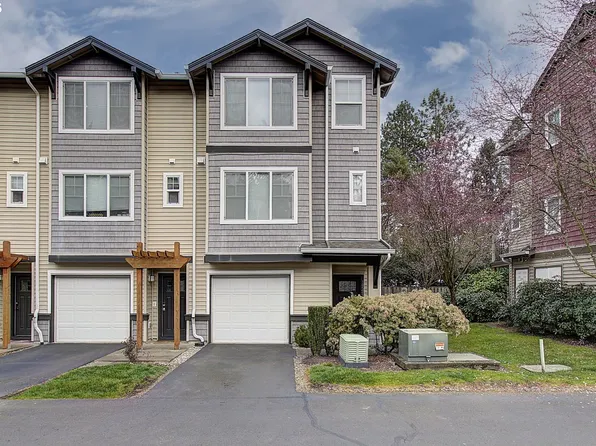 10521 NE Cedar Falls Loop, Hillsboro, OR 97006