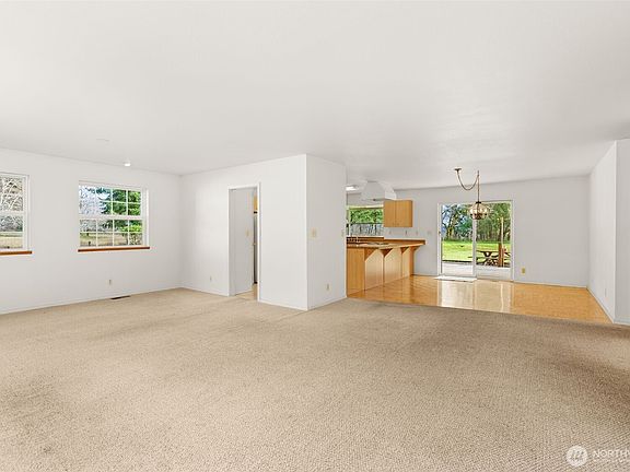 4th image of 570 Wynooche Valley Road