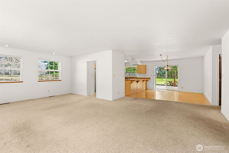 4th image of 570 Wynooche Valley Road