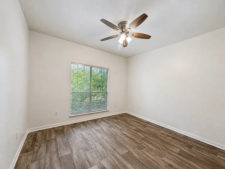 315 Fry St #6 — Photo 3