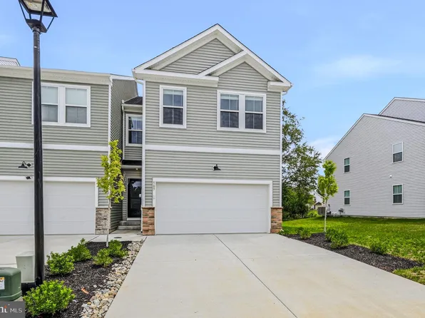 565 W North St, Smyrna, DE 19977