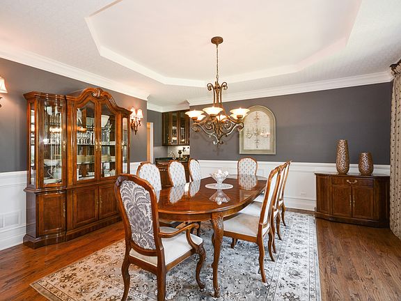 4th image of 2901 Royal Fox Dr