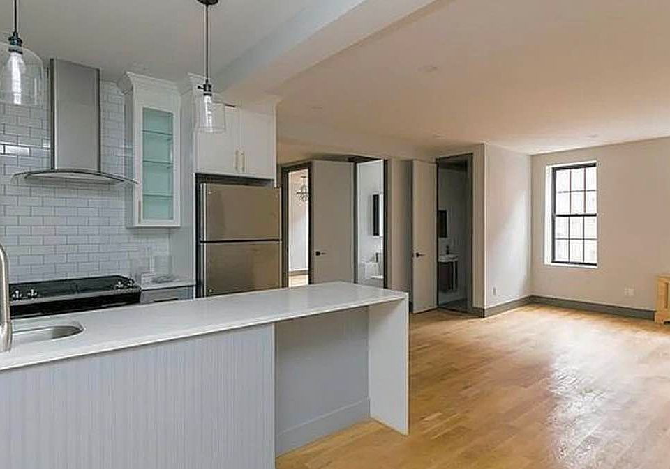 1st image of 187 Rogers Ave #2