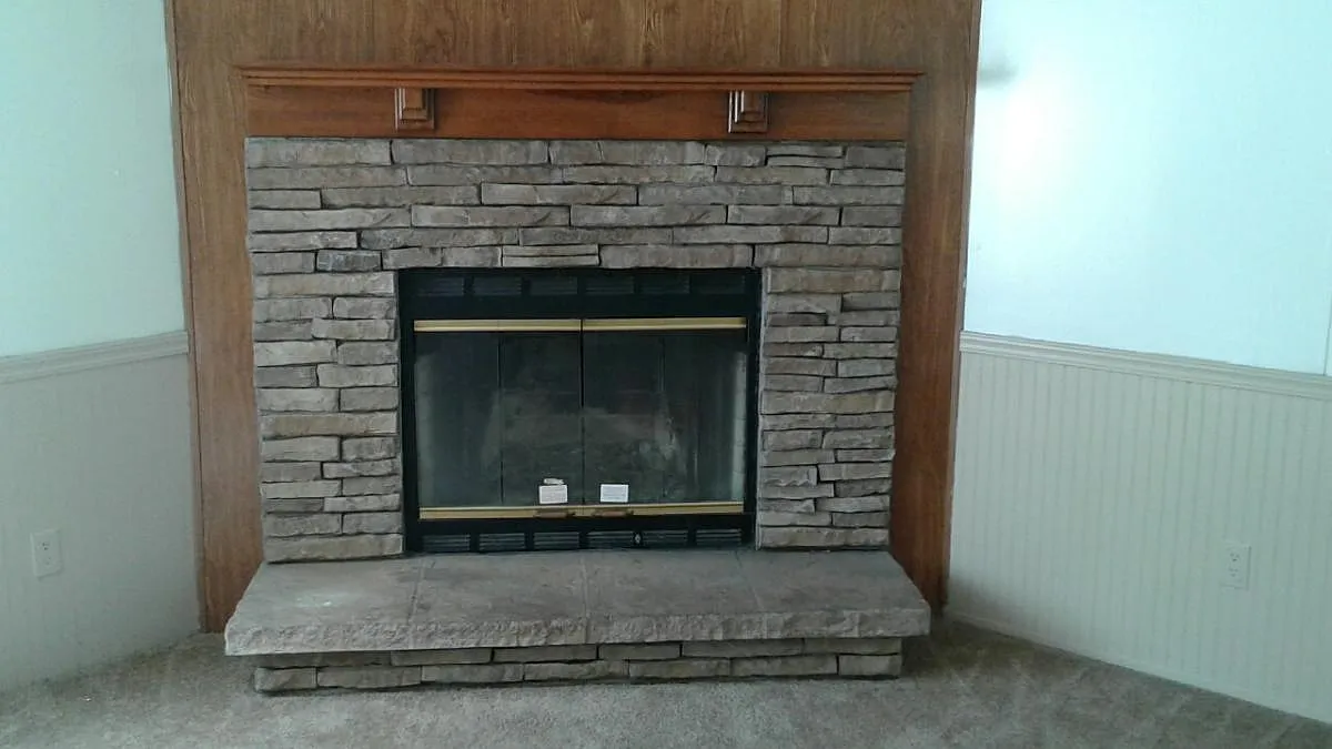 3 bed, 1500 sqft, $1,300 — Photo 2