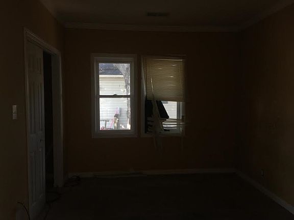 5th image of 1308 Jones St