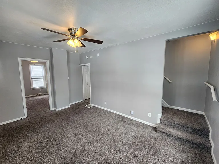 2809 Main St — Photo 4