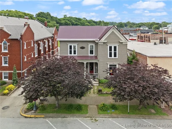 210 Elm Street, Corydon, IN 47112