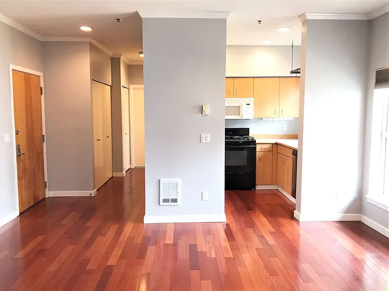 701 Galer St #304 — Photo 4