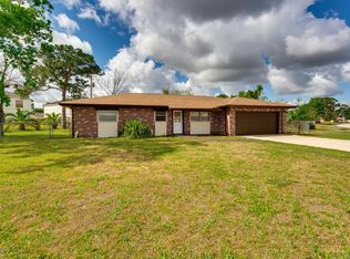 502 Australian Rd NW, Palm Bay, FL 32907
