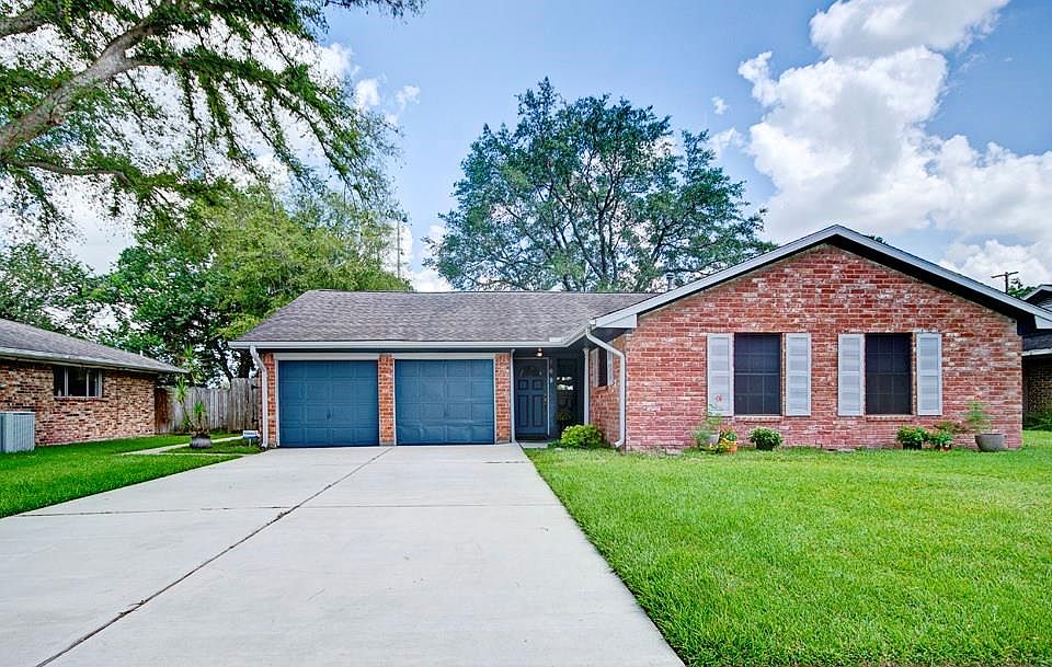 1st image of 609 Mary Ann Dr