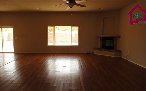 3rd image of 5092 Yuma St