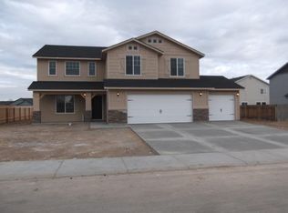 710 SW Nugget St, Mountain Home, ID 83647