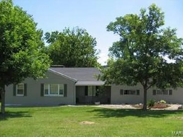 5222 Old Carpenter Rd, Edwardsville, IL 62025