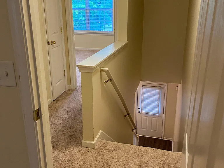 304 Paden Cove Trl — Photo 13