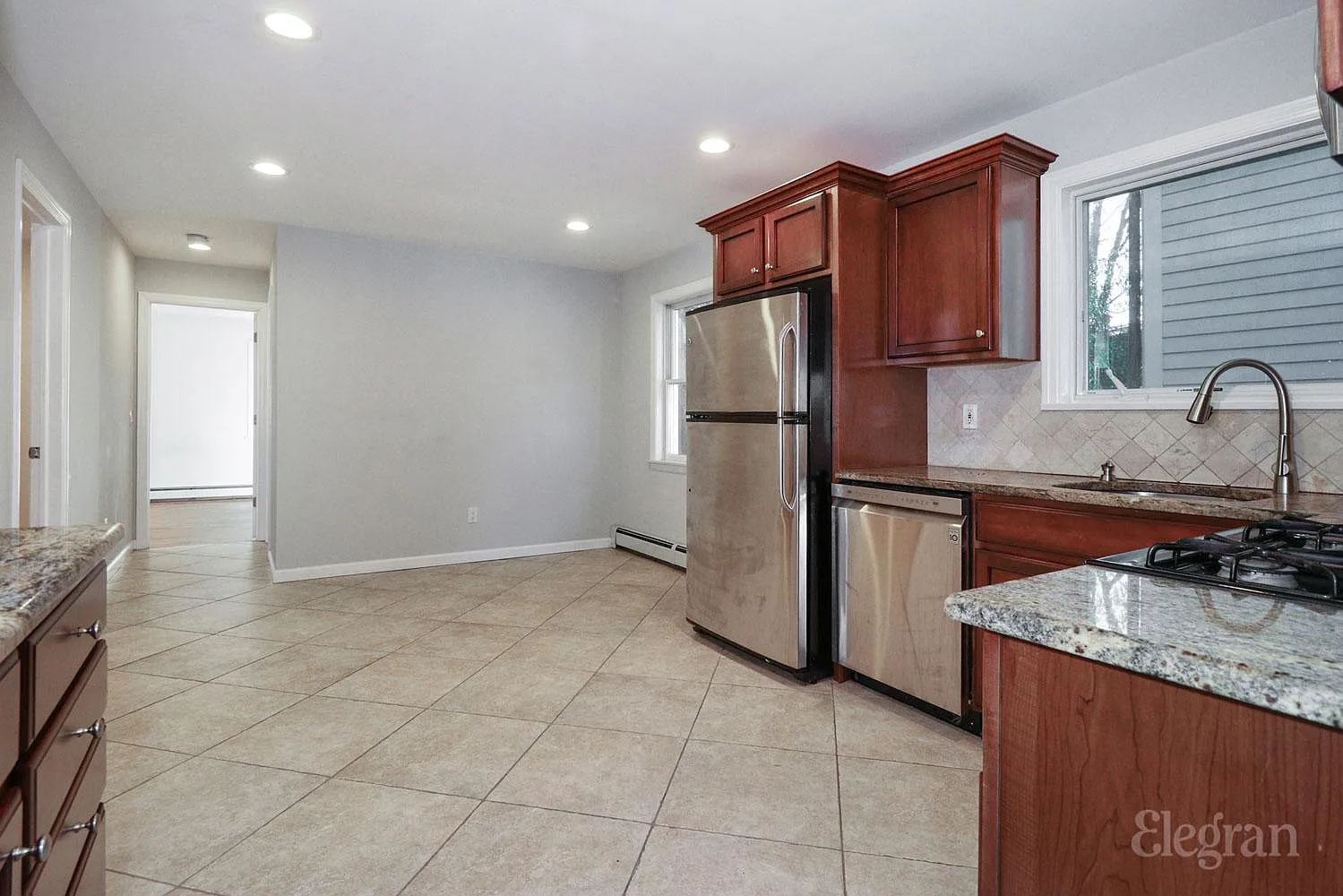 36 Devoe St — Photo 2