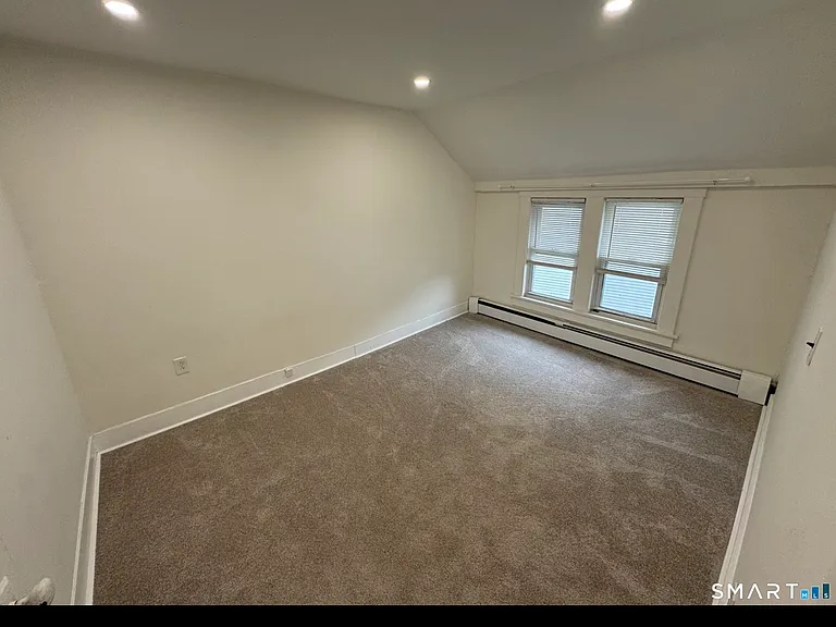 1787 Stratfield Rd #2 — Photo 9