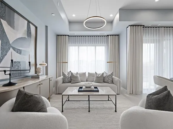 8375 S Broadcast Ave SW #103, Calgary, AB T3H 3V6