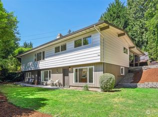 17101 NE 80th St, Redmond, WA 98052