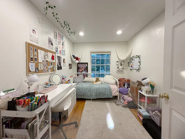 408 West St — Photo 4
