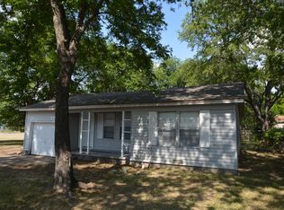 505 Pemberton Dr, White Settlement, TX 76108