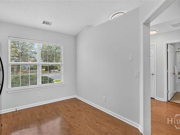 4th image of 13 Rivermoor Court