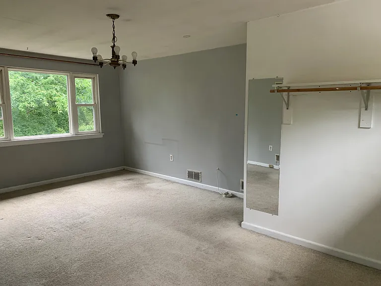 3922 44th St NW #1 — Photo 5
