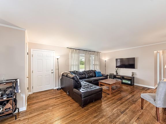4th image of 3060 Kingston Ave