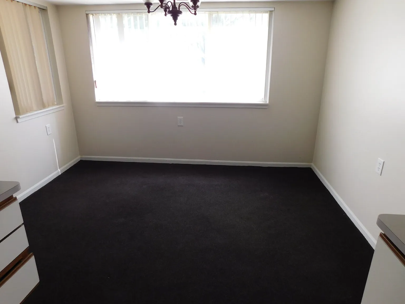 1 bed, 1.0 bath, 900 sqft, $1,025 — Photo 4