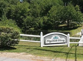 5 Pippen Ln, Pittsfield, NH 03263