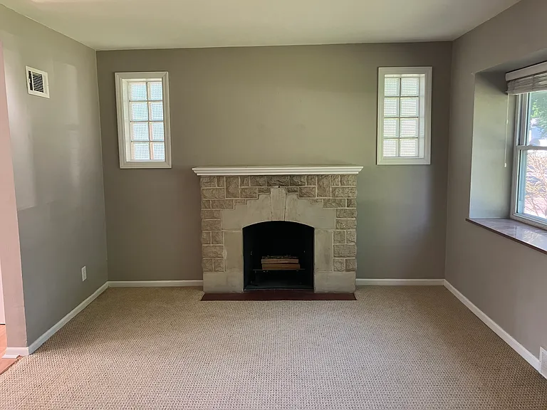 670 Selma Ave — Photo 8