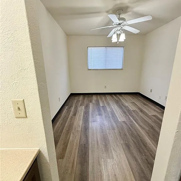 145 Ashley Dr — Photo 14