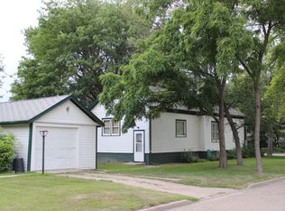 730 8th Ave SE, Aberdeen, SD 57401