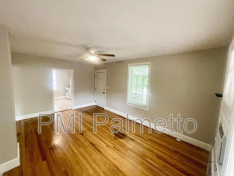 1717 Burnham St — Photo 6