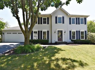 413 Wakefield Ln, Geneva, IL 60134