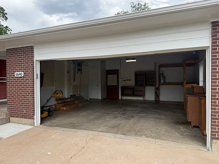 6640 S High St — Photo 21